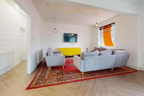 5-bed house on Ashby Square, Loughborough, £3,792/mo