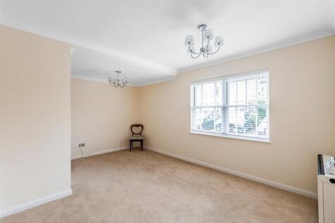 Flat-5-Norfolk-Mews-4.jpg