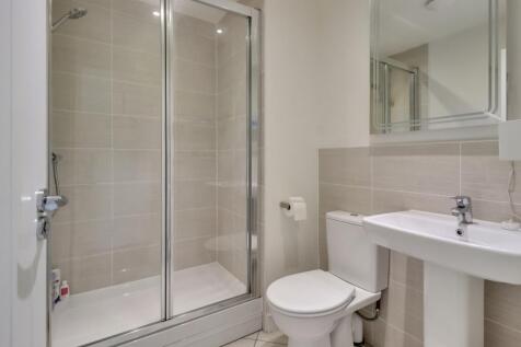 Ensuite-to-Bedroom-Two