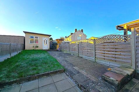 Watersmeet Road, Wyken - Rear Garden.jpg