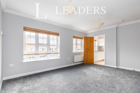 St John House, Emlyn Lane, Leatherhead, KT22 photo 4