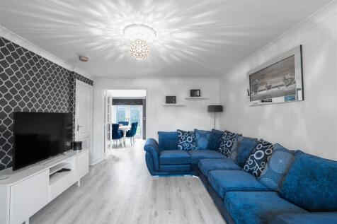 lounge-2.jpg