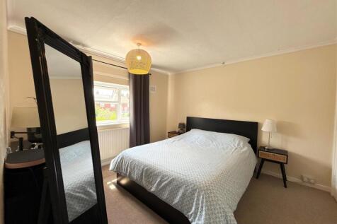 Samson Close, Bury St Edmunds photo 5