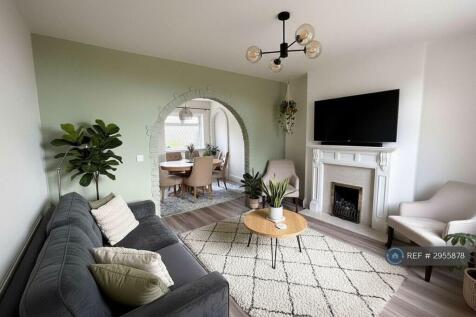 Lounge Staged ¿ Unfurnished Property