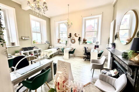 Office to rent Image 6