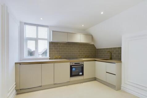 Apartment 7, The Towers, 112 Blagreaves Lane photo 3