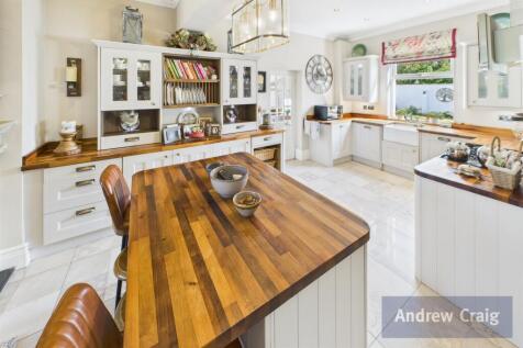 Open Plan Living, Ki