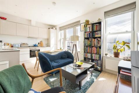 North Birkbeck Road, E11