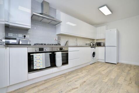 Collinson Crescent, Sapley, Huntingdon photo 4