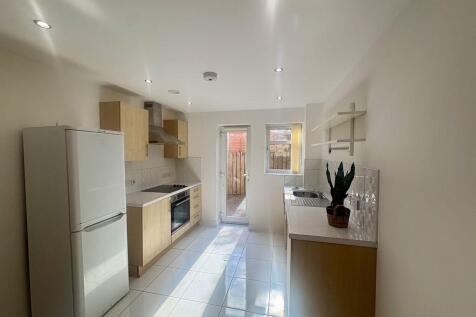 Amie Lane, Great Barr, Birmingham, B43 7AF photo 3