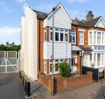 Chelverton Road