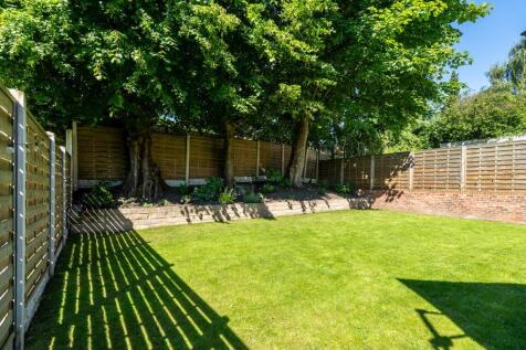 5 bed, 5 bath Detached in Sheffield - Photo 40
