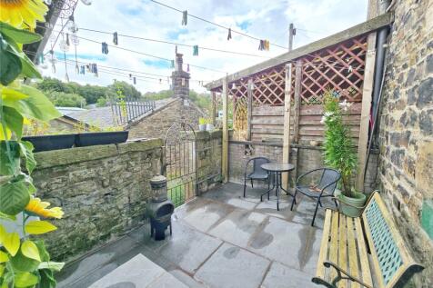 Private Rear Patio