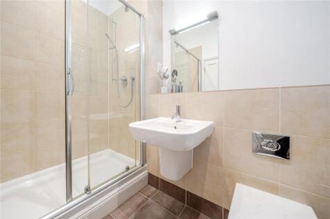 En-Suite Shower Rm