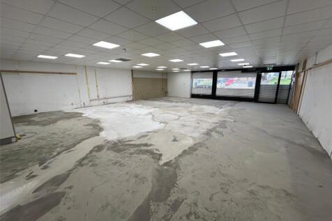 Retail Property (high street) to rent Image 6
