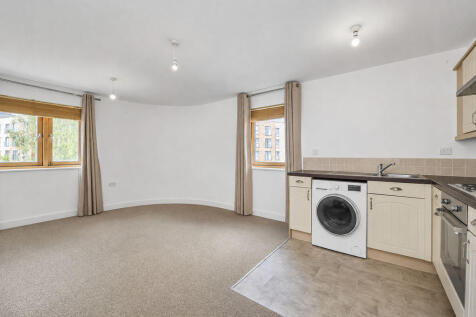 Sitting Room/Kitchen