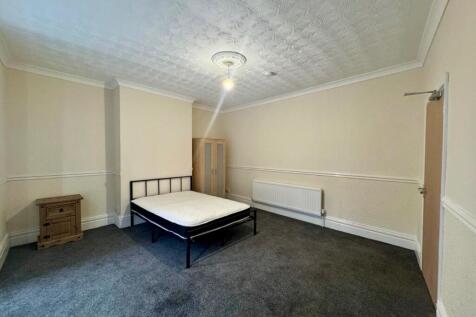 Gill Crescent North, Houghton le Spring photo 5
