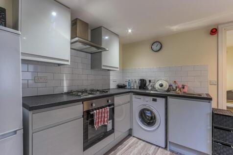 Cyril Crescent, Roath photo 3