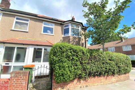 Forest Ln E15