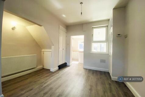 41, Carlton Road, Barnsley, S71 photo 3