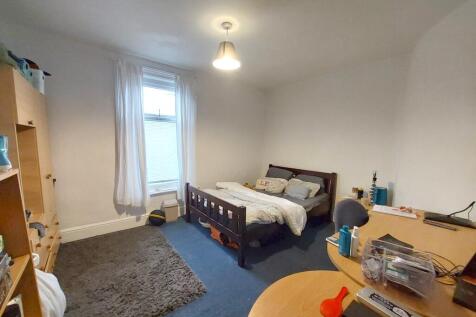 71 Barber Road, Crookesmoor, S10 - £70pppw photo 2