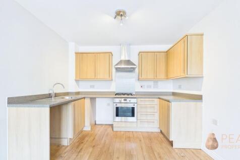 Kitchen / Living Area
