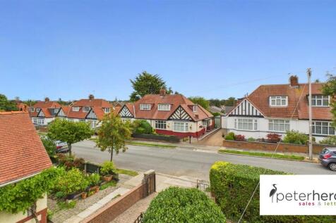 Delightful Far Reaching Views