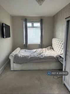 Hillside Avenue, Newcastle Upon Tyne, NE15 photo 4