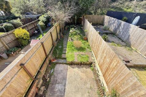 Bramble Close 11 - Garden Front.jpg
