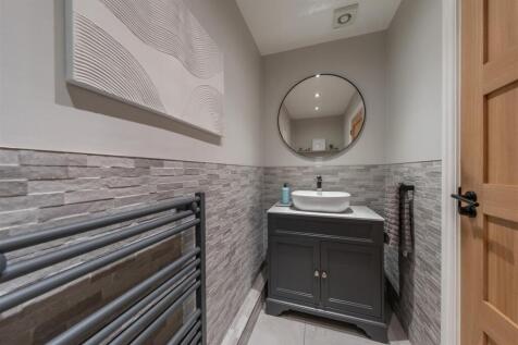 18 Royal Garden-040.jpg