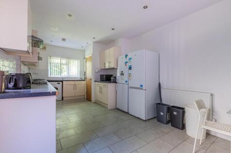 Colum Road, Cathays photo 4