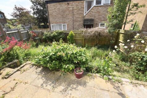 15 Buckingham Gate garden