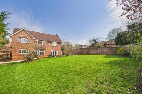 CAM01354G0-PR0475-STILL031.1