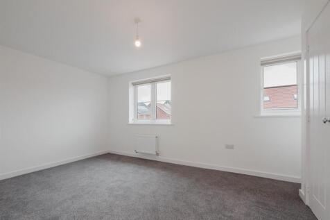 Hawkers Place, Hucknall, NG15 photo 4