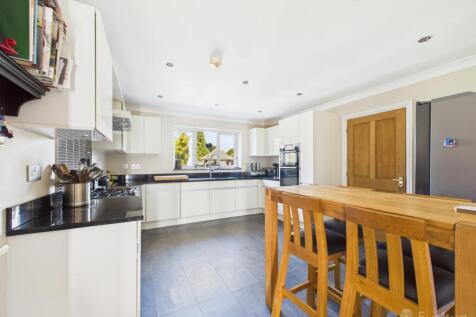 Kitchen- Mark Stephens EweMove Newmarket and Soham
