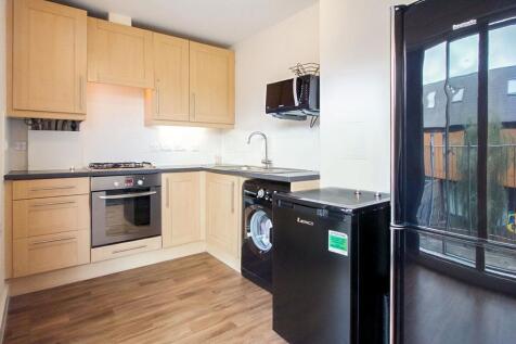 Forbes House, Romford Road, Forest Gate, Newham, London photo 4