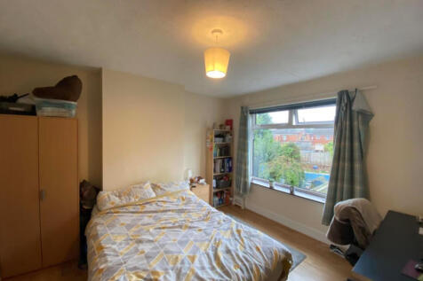 Spear Road photo 3