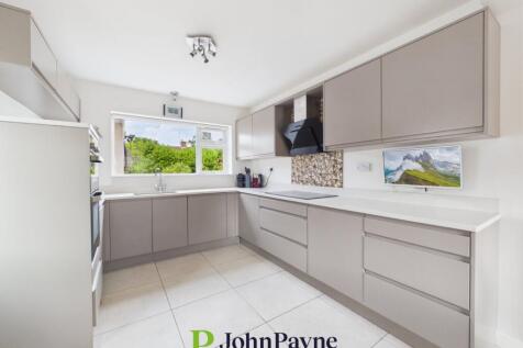 Fitted Kitchen