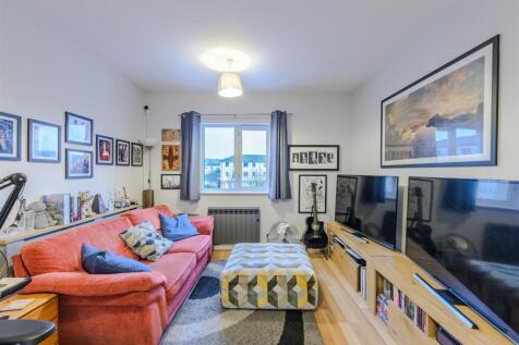 Living Room/Kitchen