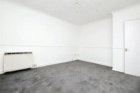 Braintree Road, Dagenham, RM10 photo 4