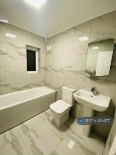 Blackwell Drive, Watford, WD19 photo 4