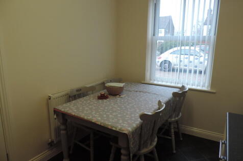 Christ Church Mews, Coalville. photo 4