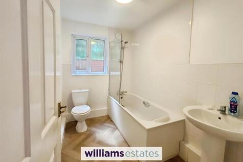 Mostyn Avenue, Prestatyn, LL19 photo 4
