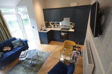 Flat 2 Claremont House15