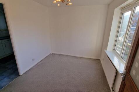 WhatsApp Image 2025-12-19 at 11.30.17 (2).jpeg