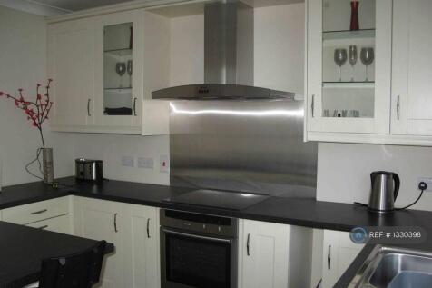 Kitchen With Breakfast Bar