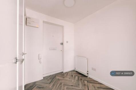 Hallway With Storage 