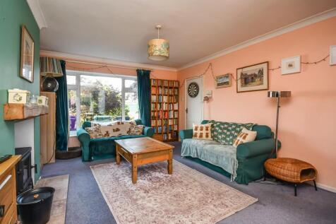 26 Langley Gardens-10.jpg