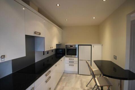 Bay Court photo 5