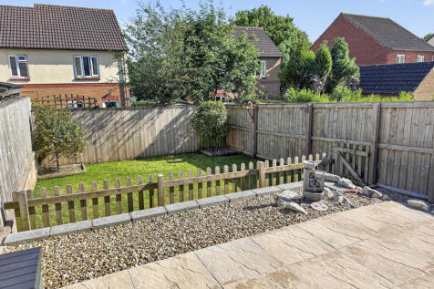 Rear Enclosed Garden